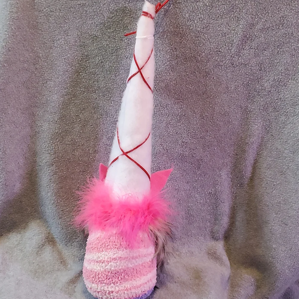 White Easter Gnome - Picture 3 of 3